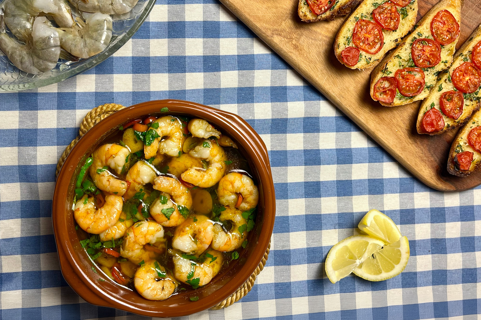 Gambas al Pil Pil med vitlöksbröd!